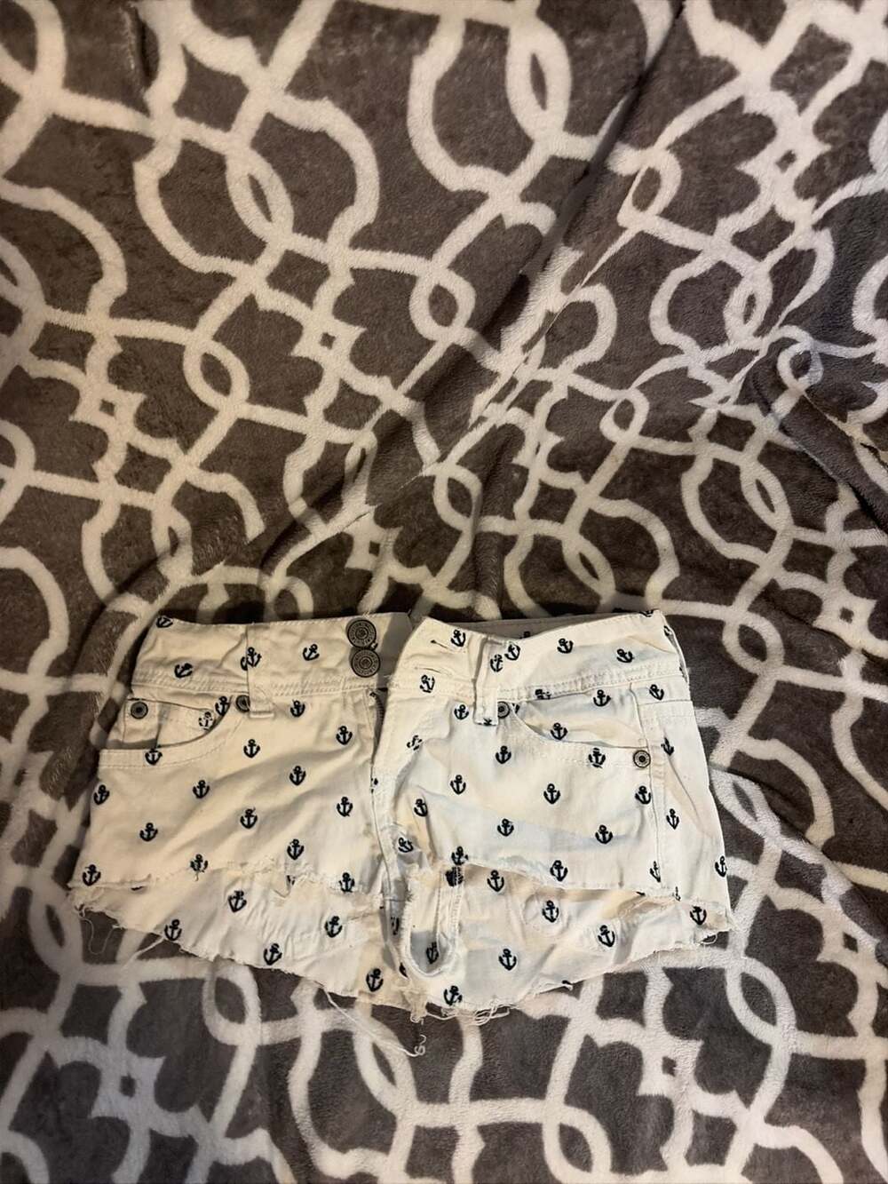 WallFlower Juniors White Raw Hem Shorts with Navy Anchor Print